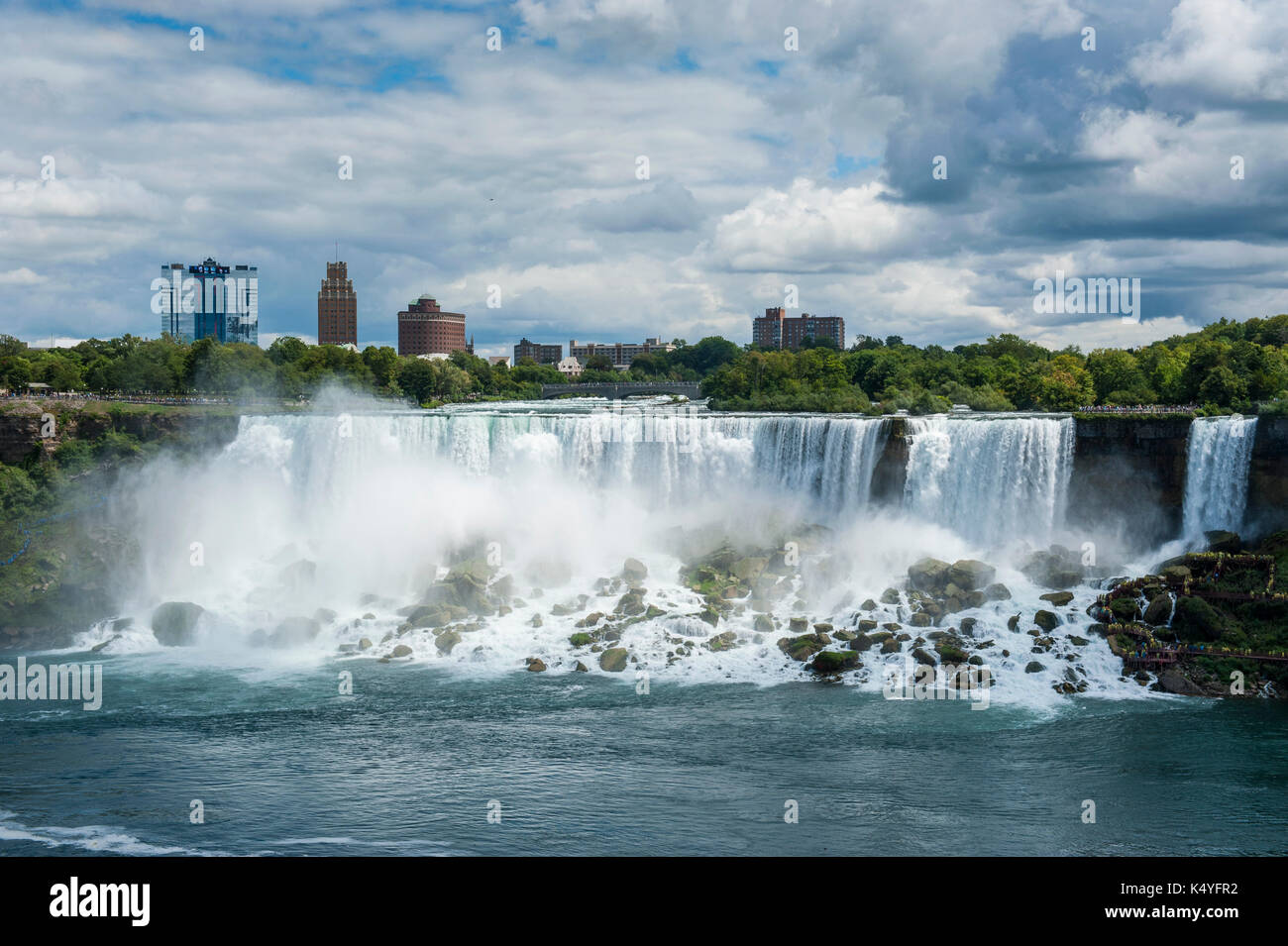 Überblick über die Amerikanischen Fälle, Teil der Niagara Falls, Ontario, Kanada Stockfoto