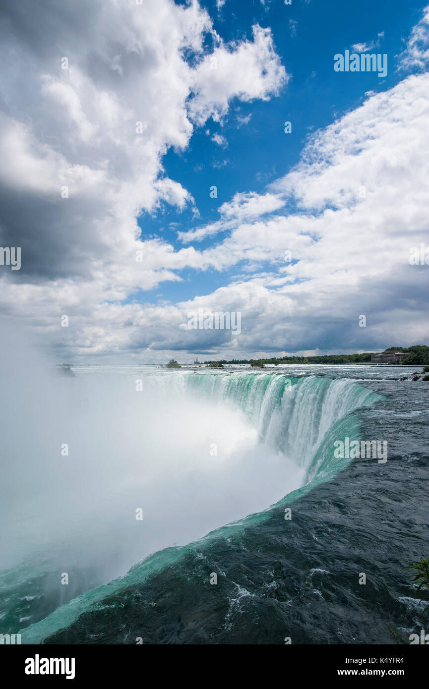 Überblick über die Horseshoe Falls, kanadischen Wasserfälle, Niagara Falls, Ontario, Kanada Stockfoto