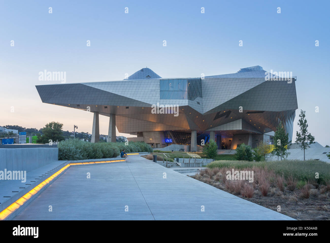 Museum Confluences in Lyon Stockfoto