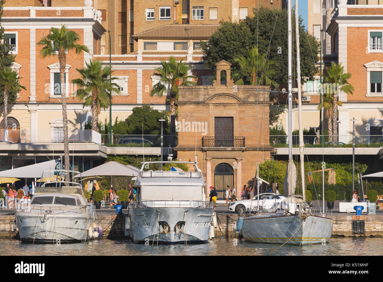 Malaga, Costa del Sol, Provinz Malaga, Andalusien, Südspanien. Der Hafen Kapelle auf Muelle Uno, 1732 eingeweiht. Stockfoto