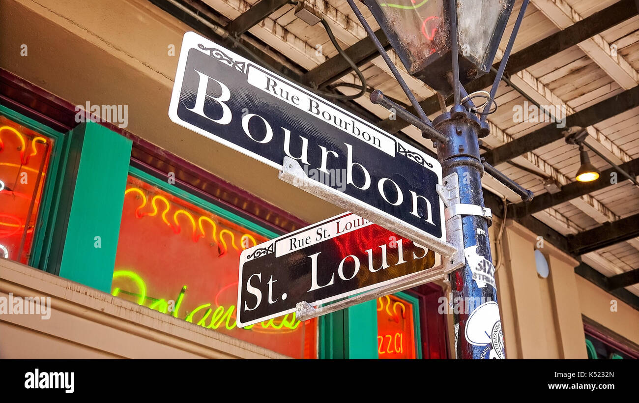 Berühmten Bourbon Street Schild im französischen Viertel von New Orleans, Louisiana Stockfoto