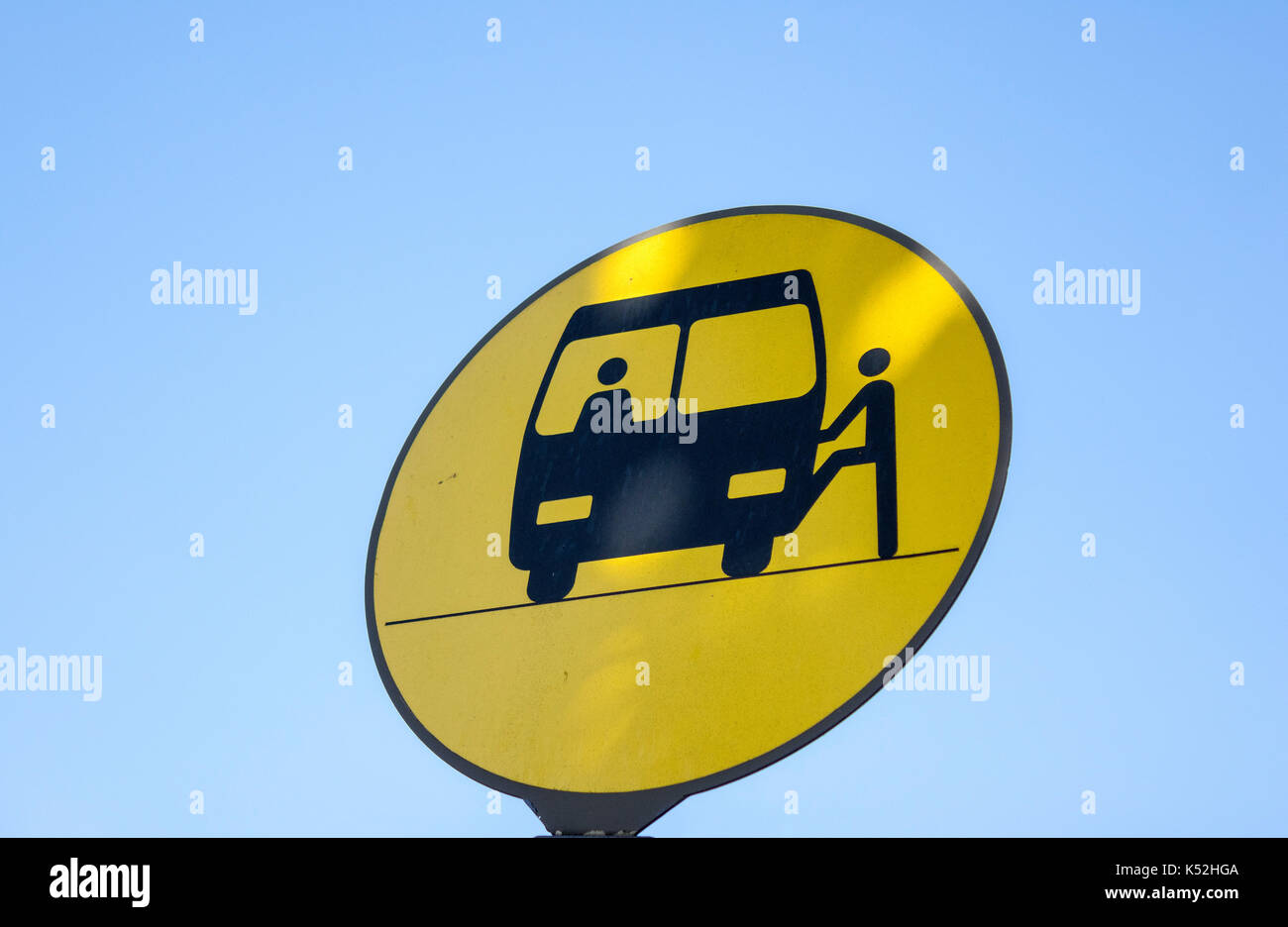 Gelbe Öffentliche Verkehrsmittel Bus Stop-Schild in Sydney Australien Transport New South Wales Stockfoto