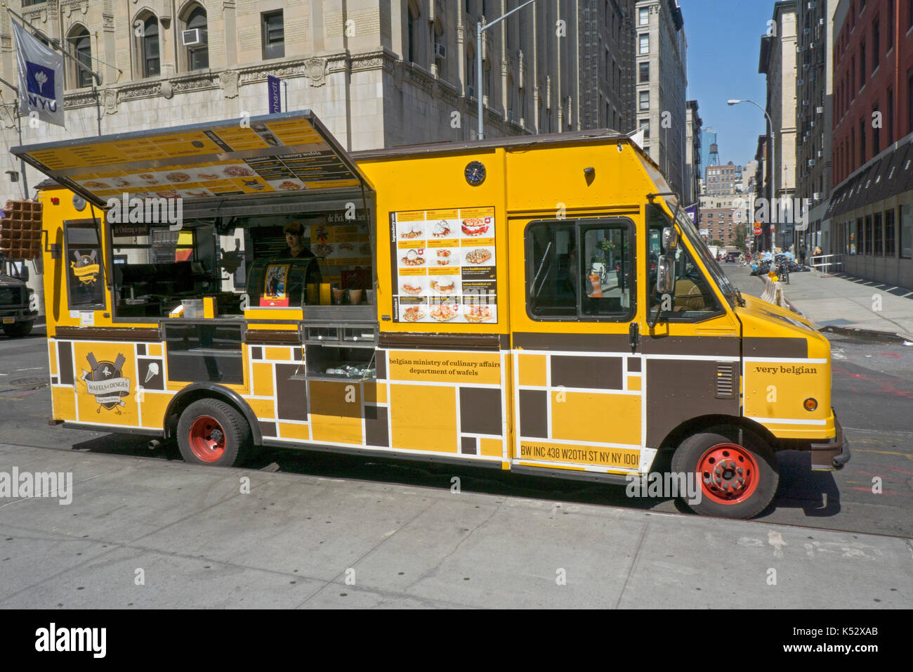 Die Wafles und Dinges essen Lkw neben NYU in Greenwich Village, Manhattan, New York City geparkt Stockfoto