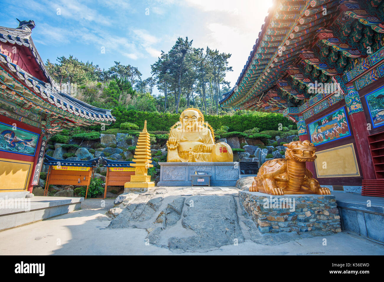 Haedong Yonggungsa Tempel in Busan, Südkorea. Stockfoto