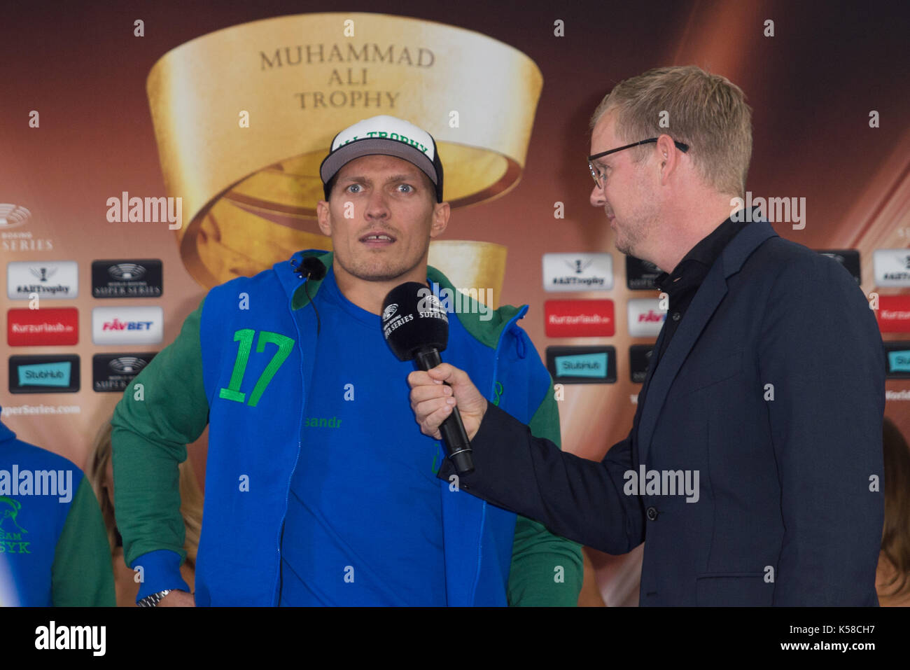 Berlin, Deutschland. 08 Sep, 2017. Alexandar Usyk, - WBSS - Gewicht in der Max-Schmeling-Halle, GER, Berlin, 08.09.2017, Foto: Uwe Koch/fotobasis.de Quelle: Uwe Koch/Alamy leben Nachrichten Stockfoto