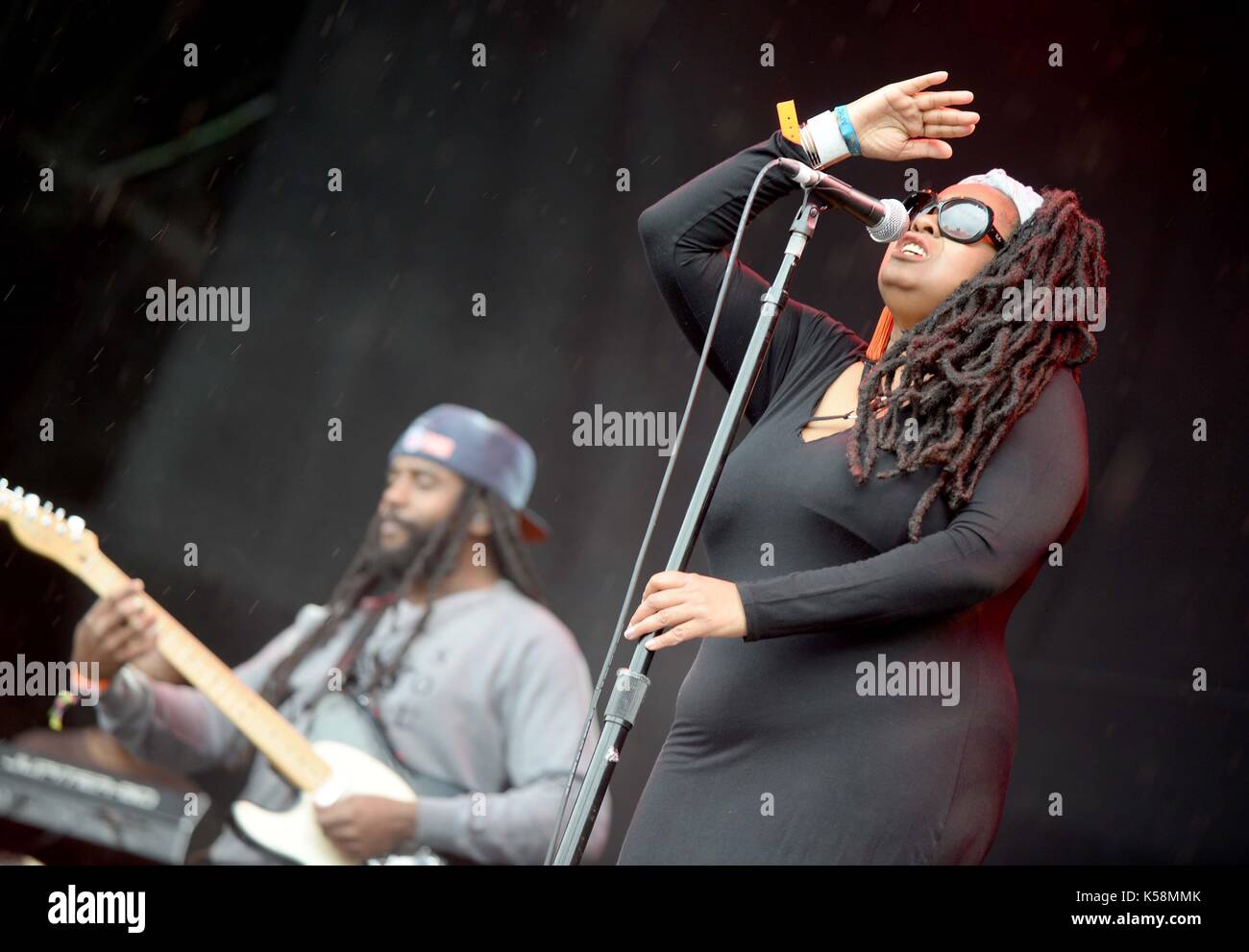 Soul II Soul auf der Bühne am Bestival Musik Festival am Lulworth Immobilien, Dorset, Großbritannien durchführen. Credit: Finnbarr Webster/Alamy leben Nachrichten Stockfoto