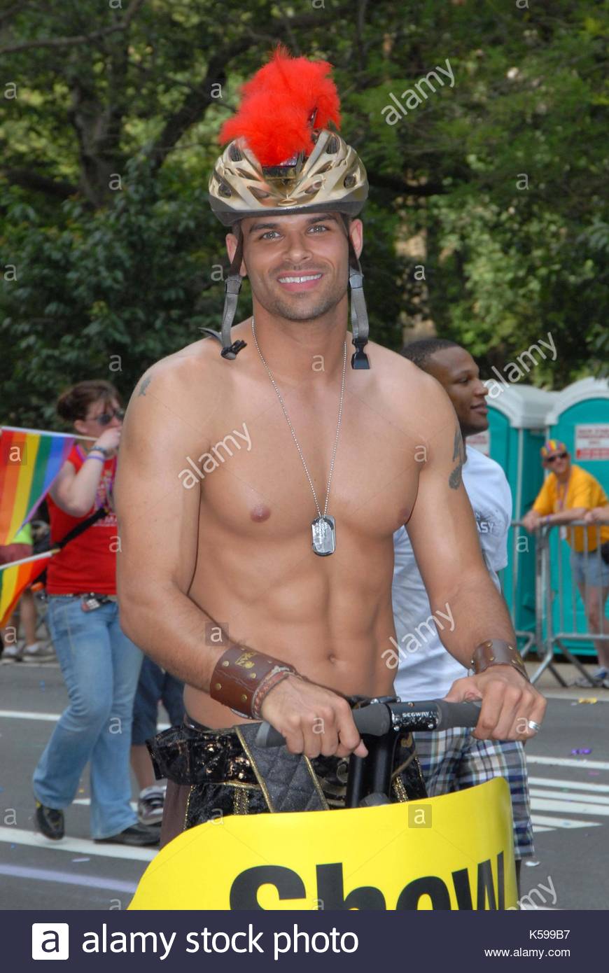 gay pride new york city 2009 tranny seduce guys