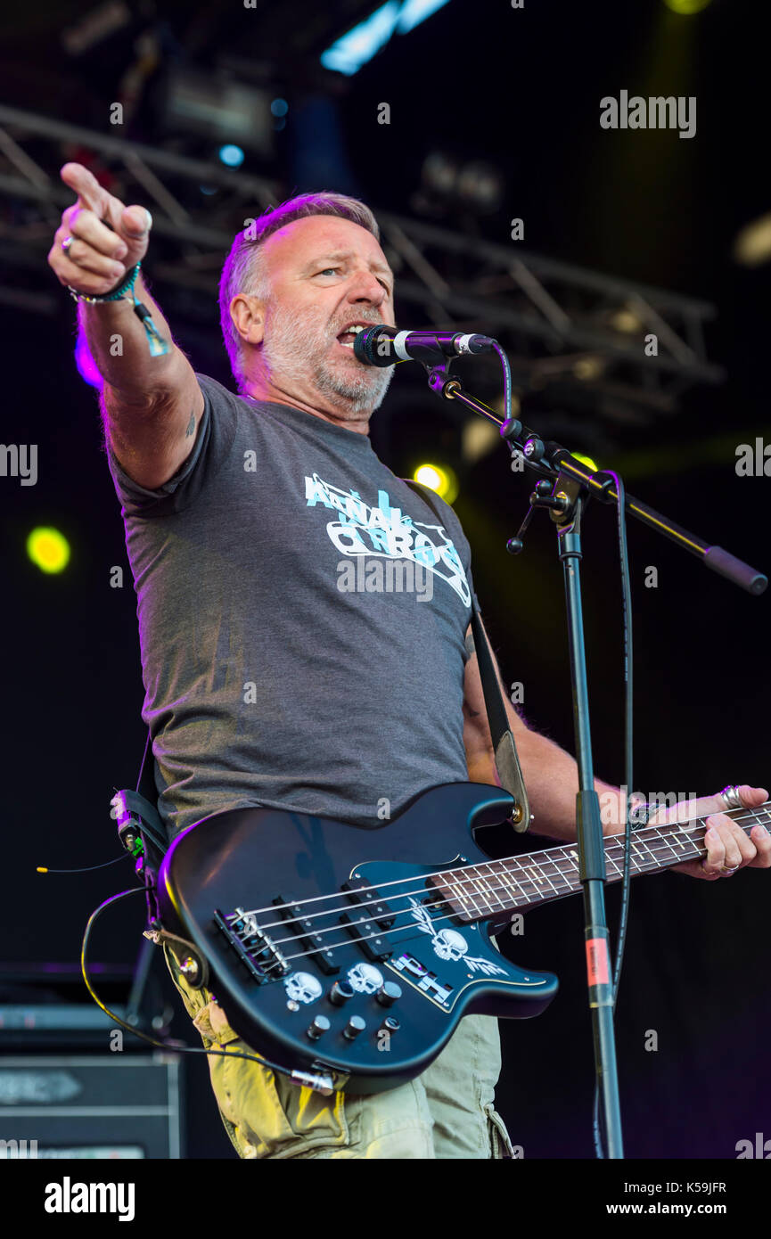 Thornhill, Schottland, Großbritannien - 1 September, 2017: Peter Hook der Deutsch Rock Band, Peter Hook und das Licht während Tag 1 von elektrischen Feldern Stockfoto