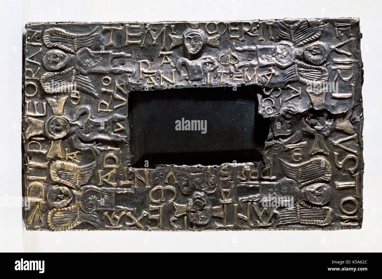 Romanische Kunst Silber geprägt. Altar portable von Sant Pere de Rodes. 10. bis 11. Jahrhundert. Aus dem Kloster Sant Pere de Rodes (Estado de Girona, Katalonien, Spanien). Museum of Art Girona. Stockfoto