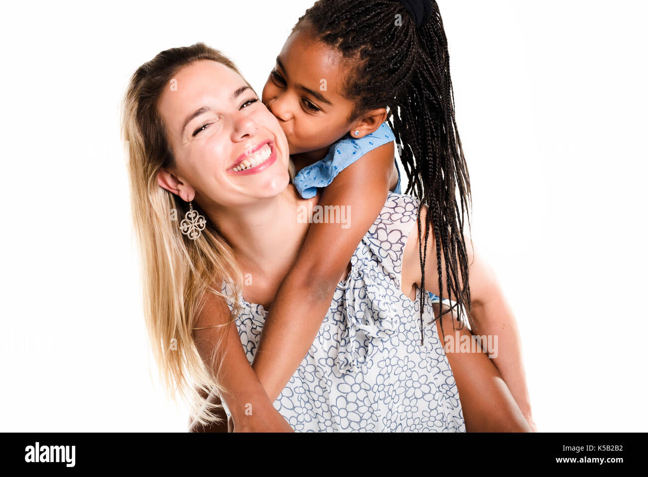 Mutter und Tochter, isoliert, schwarz auf weiß Stockfoto