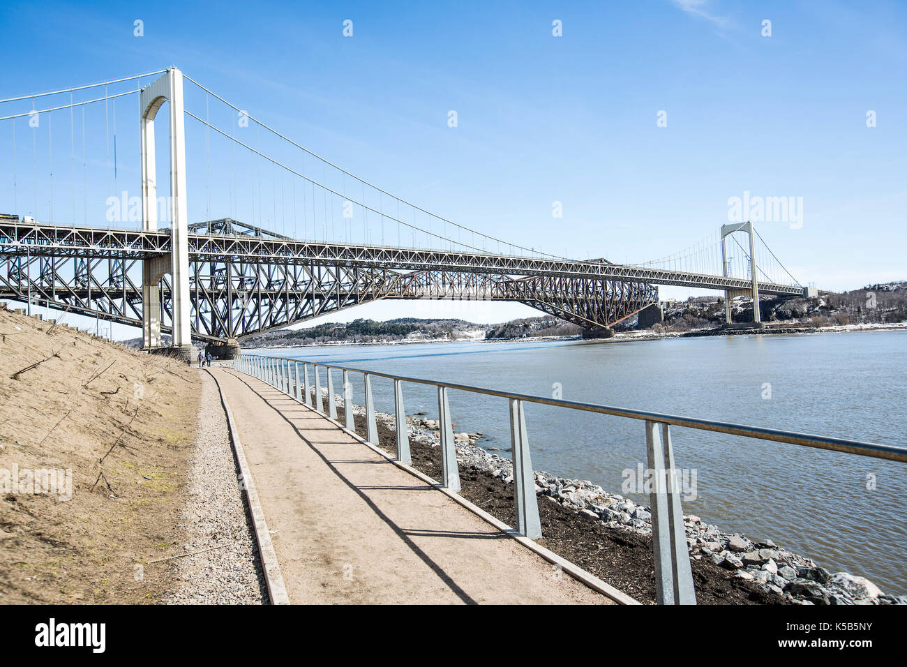 Panorama der "Pont de Quebec' im Frühjahr Saison Stockfoto