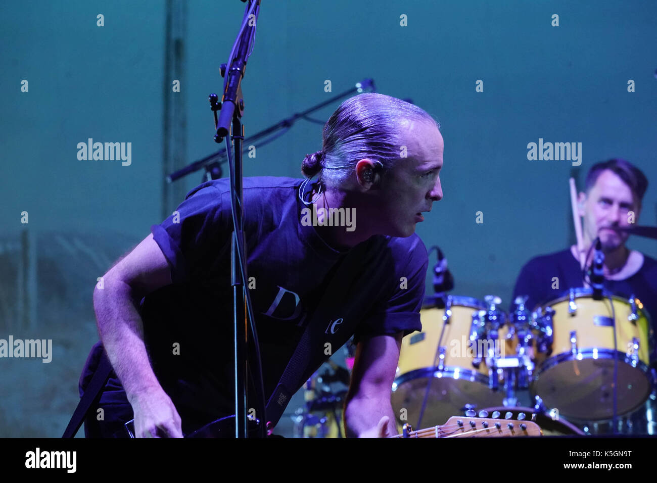 London, Großbritannien. September 2017. Fran Healy von Travis tritt live im Headline Slot auf der Main Stage beim OnBlackheath Festival 2017 in Blackheath, London, auf. Fototermin: Samstag, 9. September 2017. Das Foto sollte lauten: Roger Garfield/Alamy Live News Stockfoto