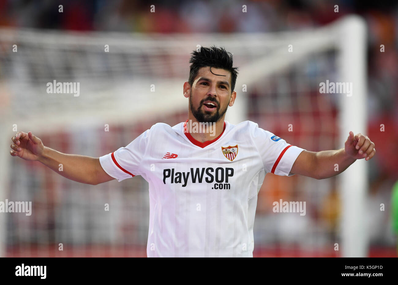 Sevilla, Spanien. 08 Sep, 2017. Nolito von Sevilla feiert das Ziel während der Santander Liga Match im Stadion Ramon Sanchez Pizjuan zwischen dem FC Sevilla und Eibar CF, Sevilla, Spanien spielte gezählt. 09. September 2017. Quelle: AFP 7/Alamy leben Nachrichten Stockfoto