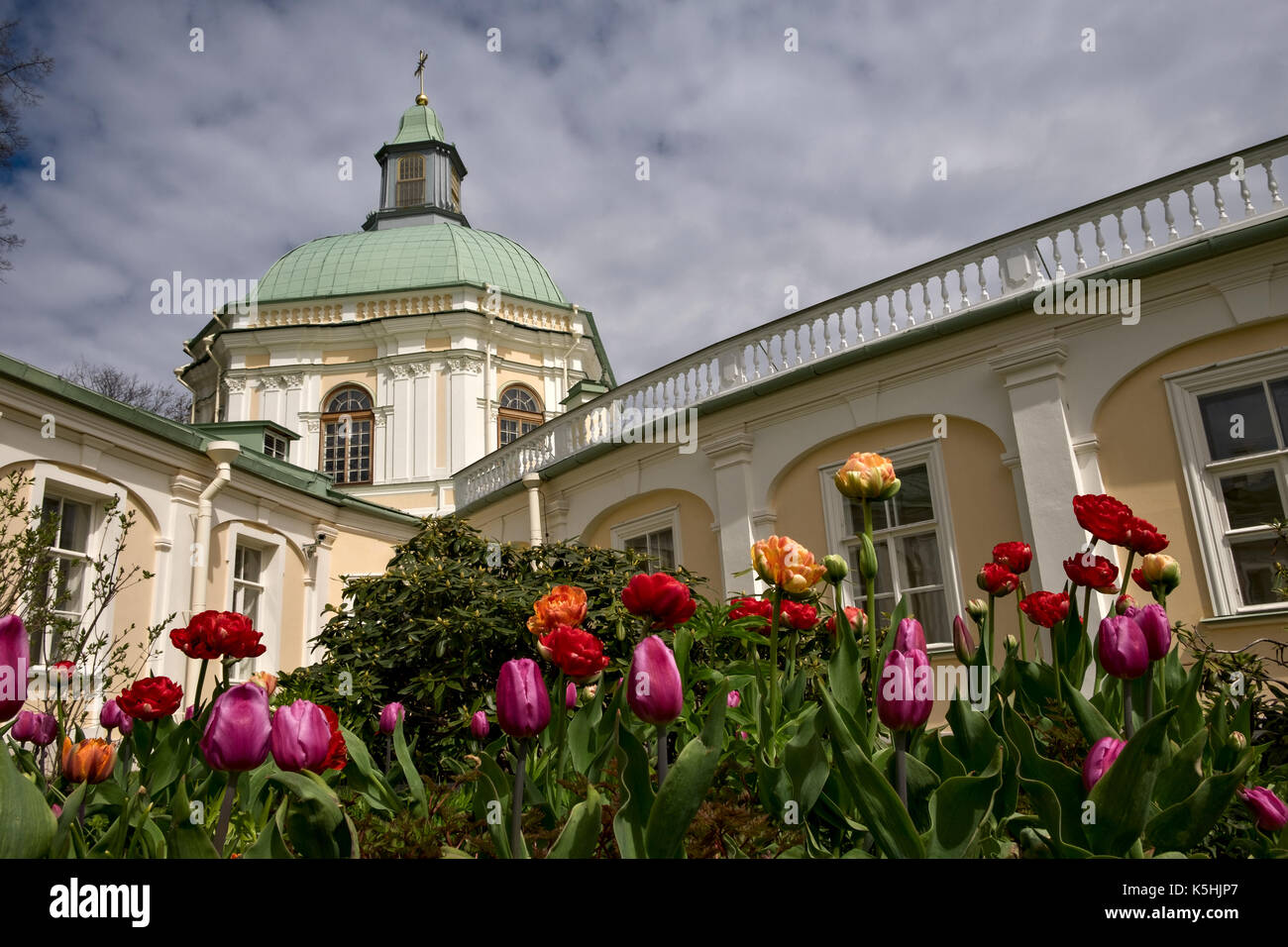 LOMONOSOV, Russland - 22. Mai: Grand Menschikow-palast in Lomonossow, Russland am 22. Mai 2017 Stockfoto