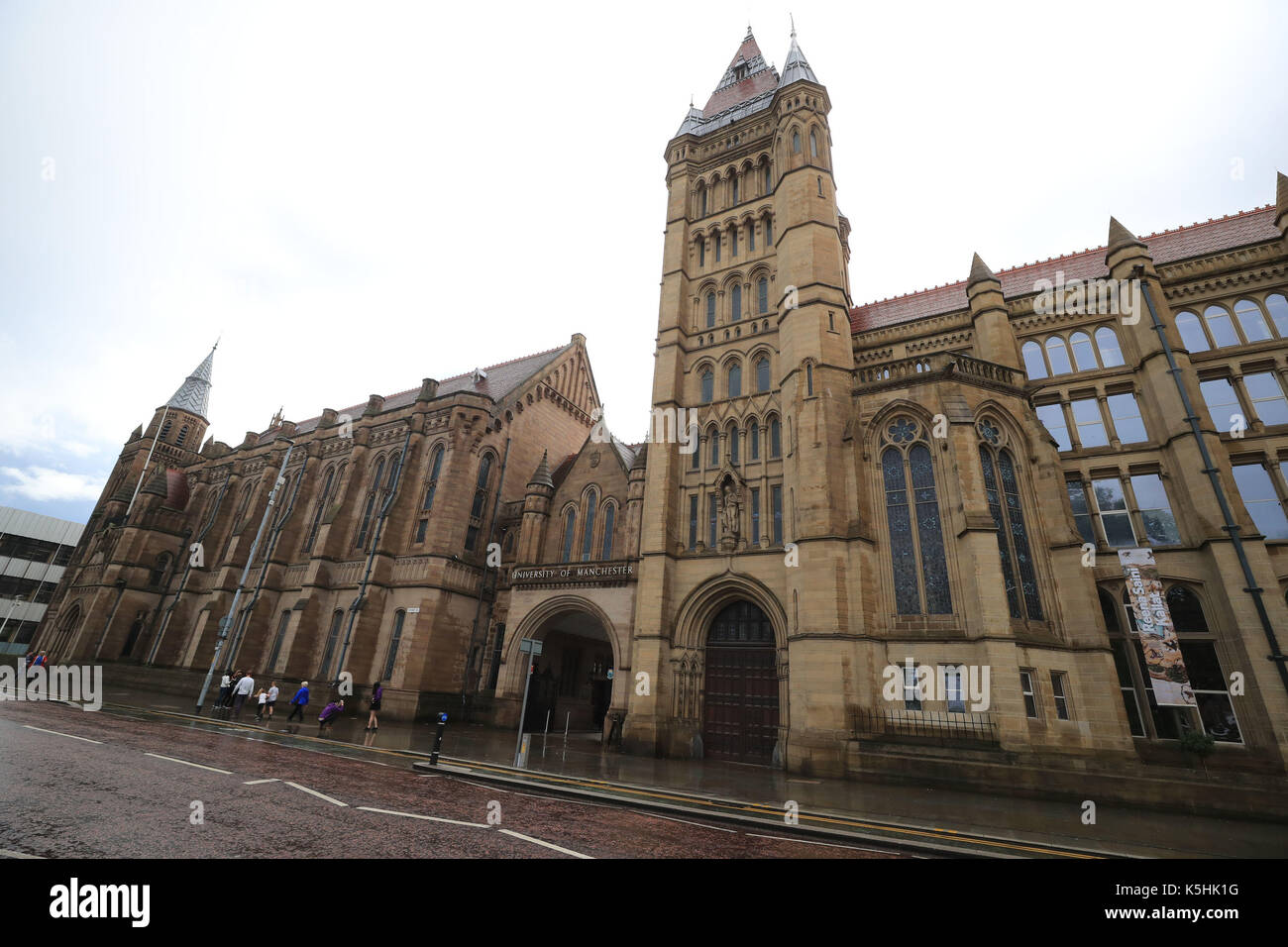Auf 0001 ein Embargo verhängt Montag, den 11. September eine allgemeine Ansicht der Universität Manchester in Manchester, als Dozenten an der Universität für den Streik in einem Streit über Jobs balloted werden sollen. Stockfoto