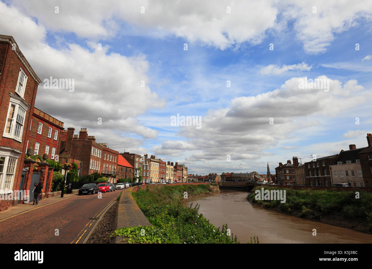 North Rand entlang des Flusses Nene im Zentrum von Wisbech, Cambridgeshire, England, UK. Stockfoto