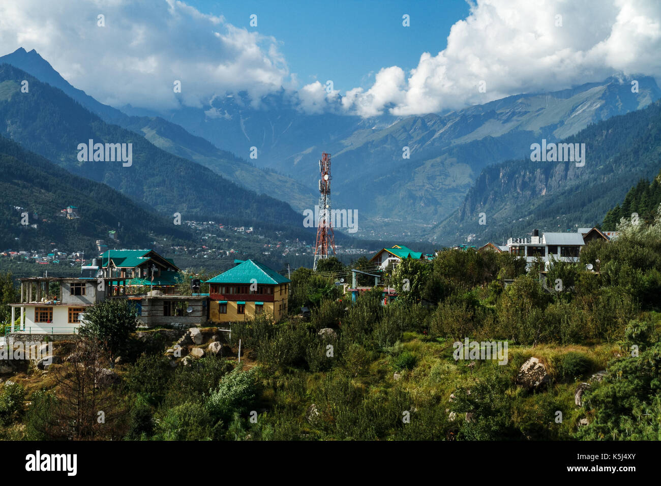 Handy Turm und rothang La Kulisse, Himachal Pradesh Stockfoto