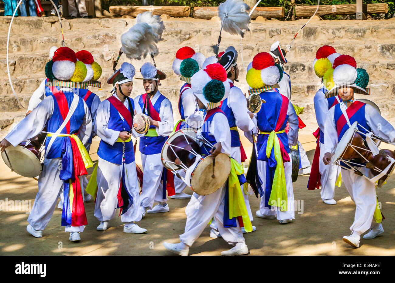 Südkorea, Gyeonggi Provinz, Korean Folk Village, Leistung eines Bauern Tanz Stockfoto