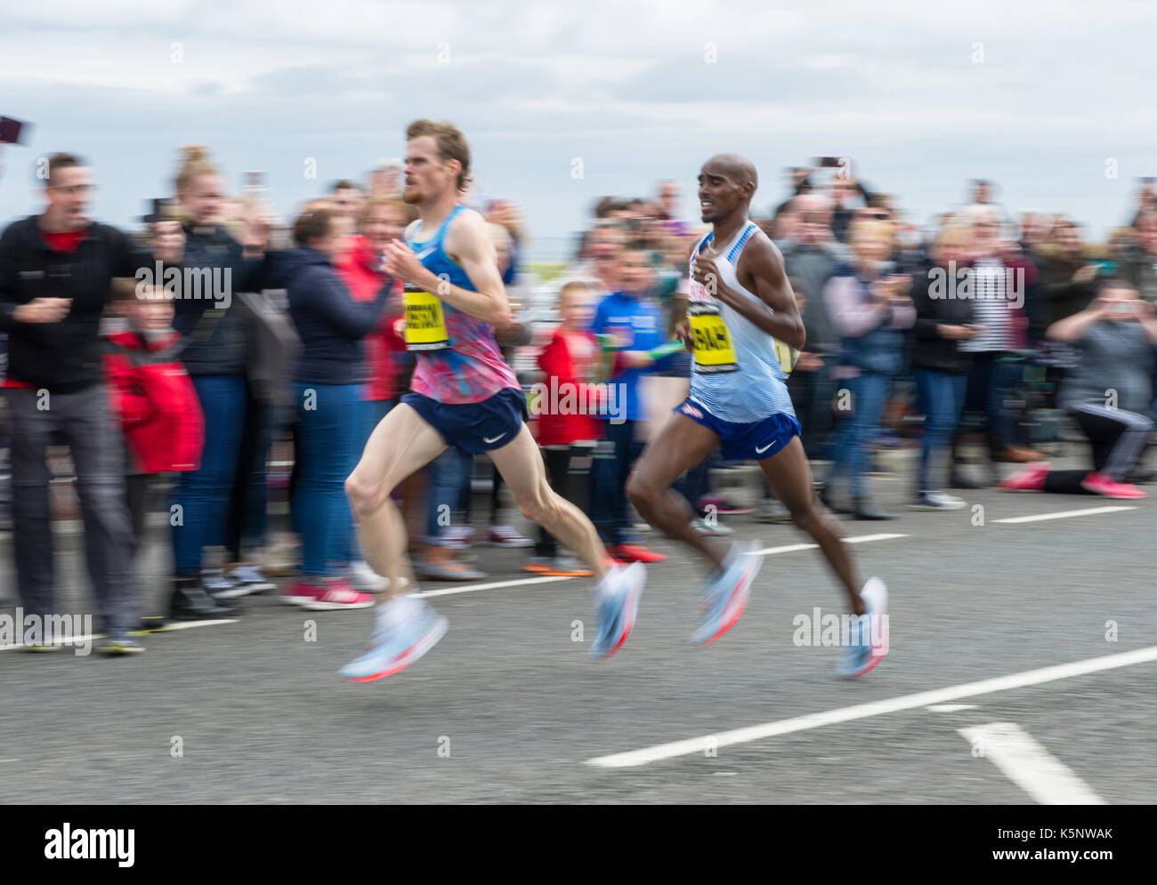 South Shields, County Durham, England. 10. September 2017. Sir Mo Farah gewinnt die Great North Run von Newcastle nach South Shields. Alan Beastall/Alamy leben Nachrichten Stockfoto