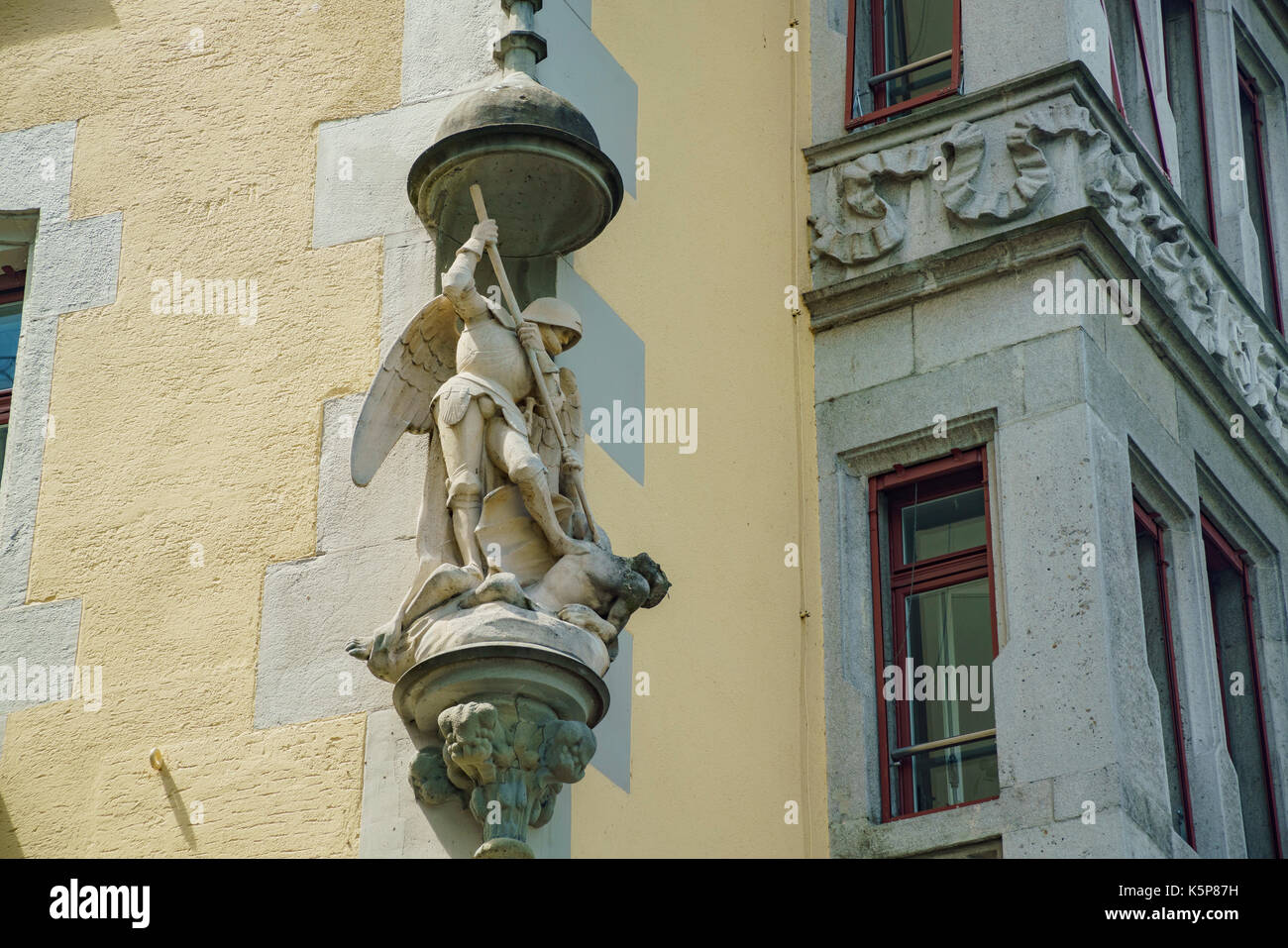 Schöne und historische Statue bei Luzern, Schweiz Stockfoto