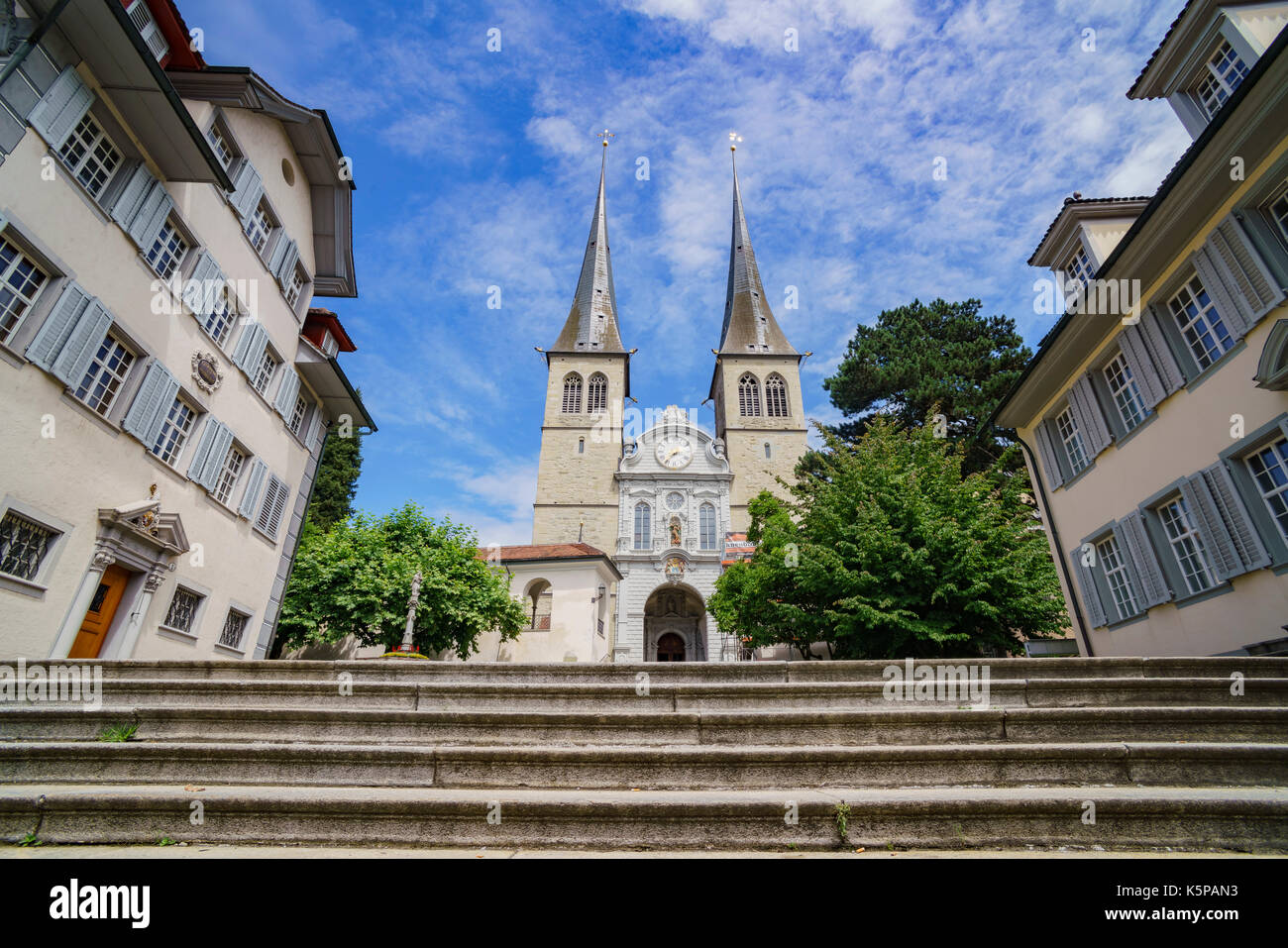 Das berühmte und historische Kirche St. Leodegar, Luzern, Schweiz Stockfoto