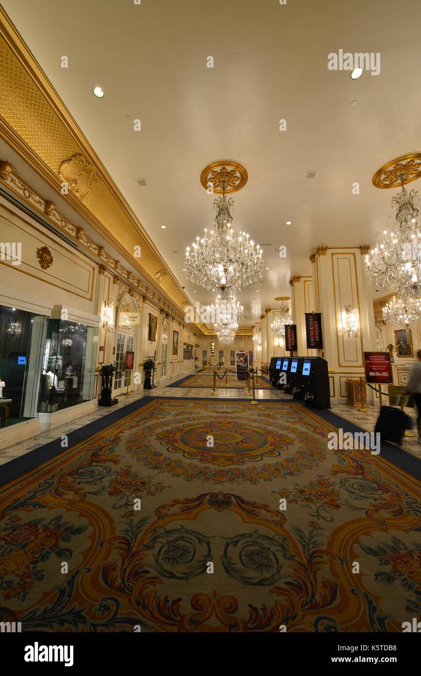 Die Check In Bereich Des Paris Hotel In Las Vegas Stockfoto