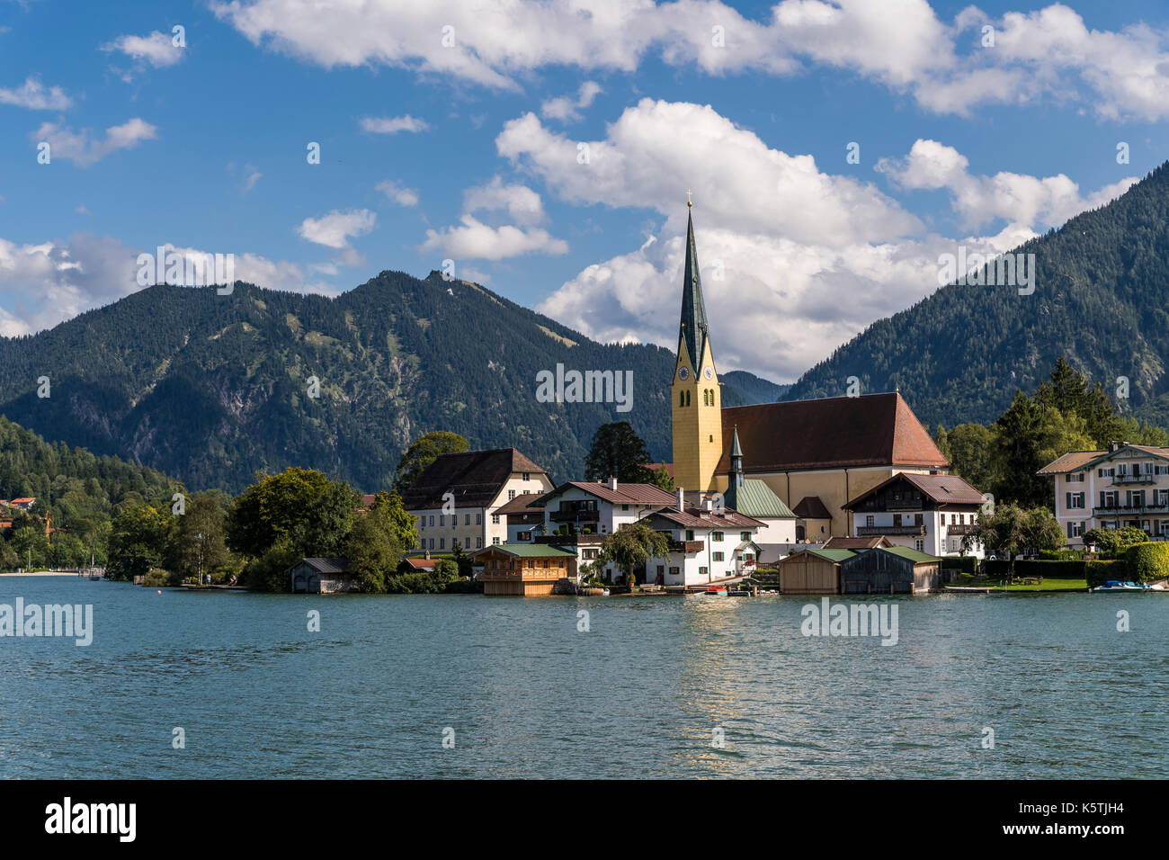St. Laurentius, Rottach-Egern am Tegernsee, Rückseite des Setzberg, Oberbayern, Bayern, Deutschland Stockfoto