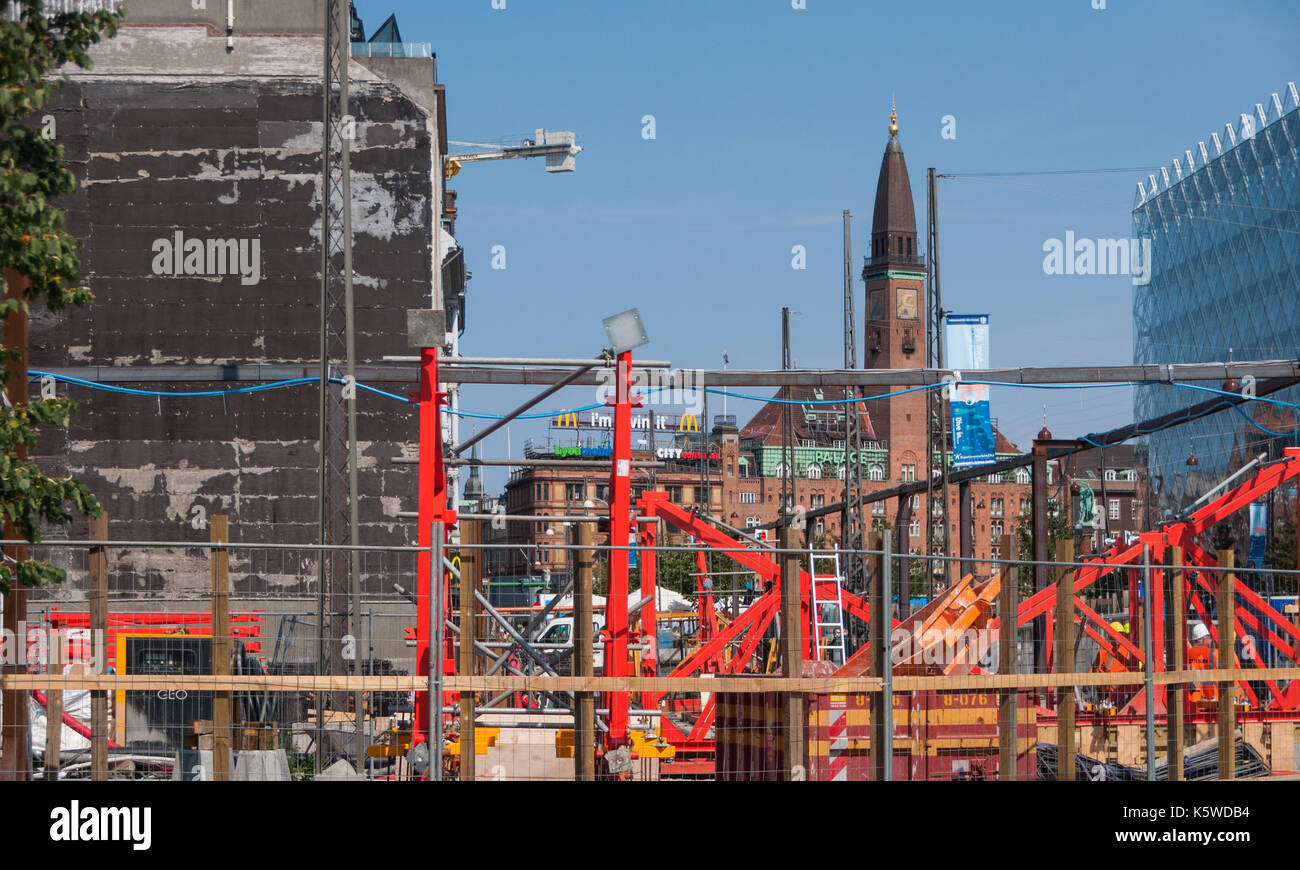 Bauarbeiter bei der Arbeit. Kopenhagen, Dänemark. Stockfoto