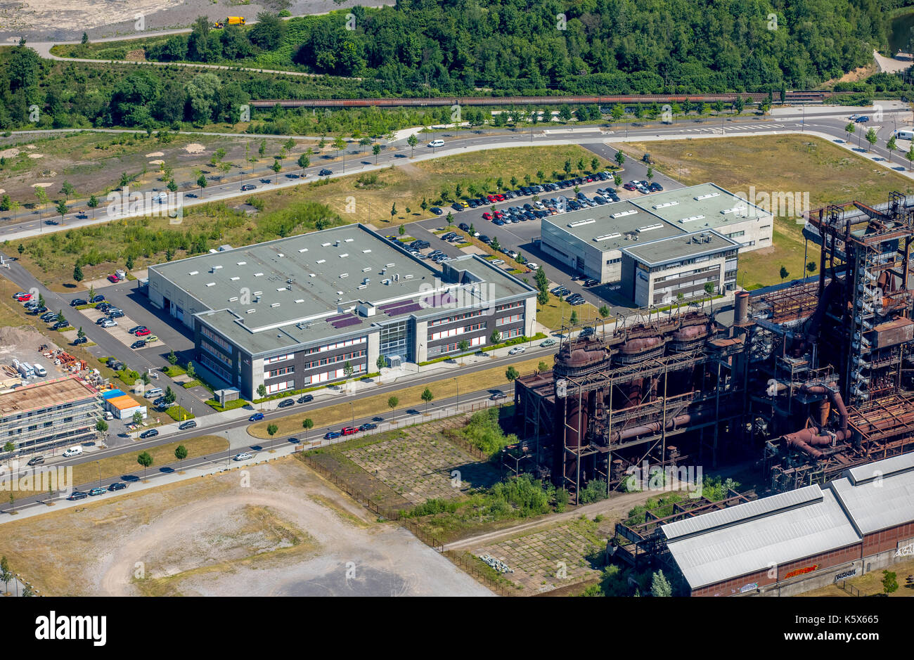 Carlo Schmid Allee 3 - Zentrum für Produktionstechnik, Carlo Schmid Allee 1 - Albonair, Gewerbegebiet Phoenix-West, Dortmund, Ruhr, Stockfoto