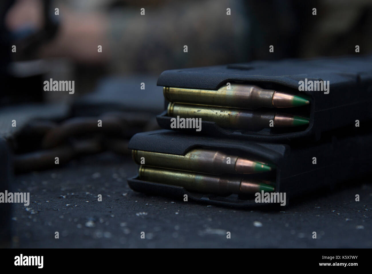 5,56 mm Munition in Zeitschriften geladen Stockfoto
