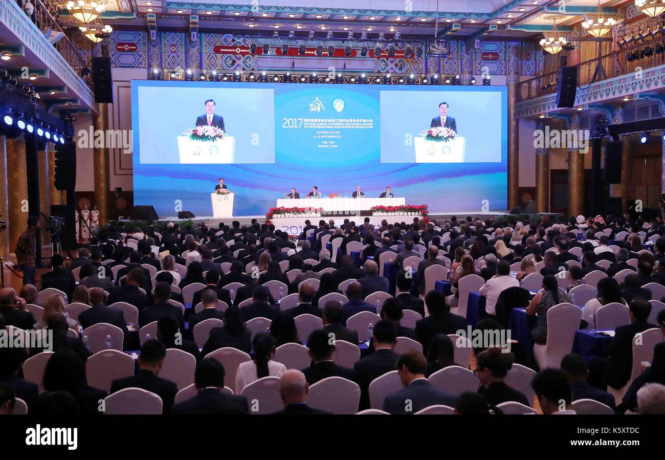 Peking, China. 11 Sep, 2017. Zhang Dejiang, Vorsitzender des Ständigen Ausschusses des Nationalen Volkskongresses Chinas top Gesetzgebung, Adressen der Eröffnungsfeier der 22. jährlichen Konferenz und Generalversammlung der Internationalen Vereinigung von Staatsanwälten in Peking (IAP), Hauptstadt von China, Sept. 11, 2017. Credit: Liu Weibing/Xinhua/Alamy leben Nachrichten Stockfoto