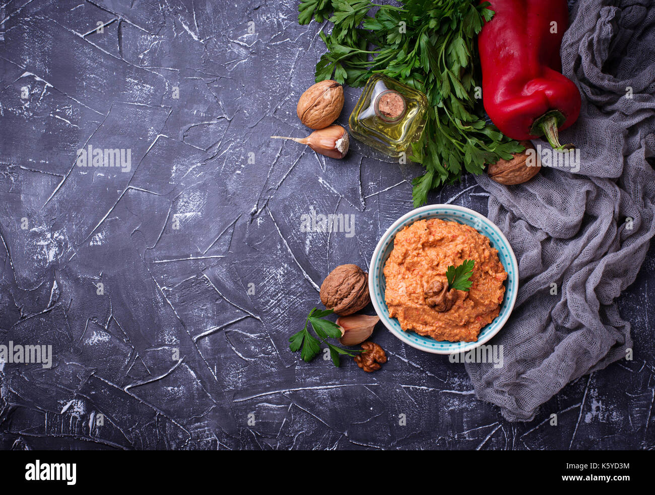 Arabisch oder im Nahen und Mittleren Osten dip Muhammara Stockfoto