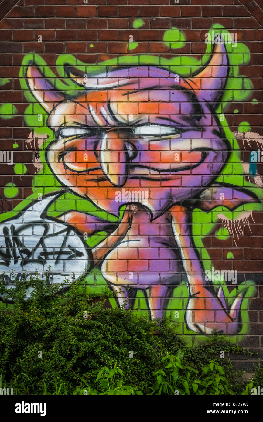 Bydgoszcz, Polen - August 2017: Graffiti Kunst Teufel Porträt an der Wand eines Home Stockfoto