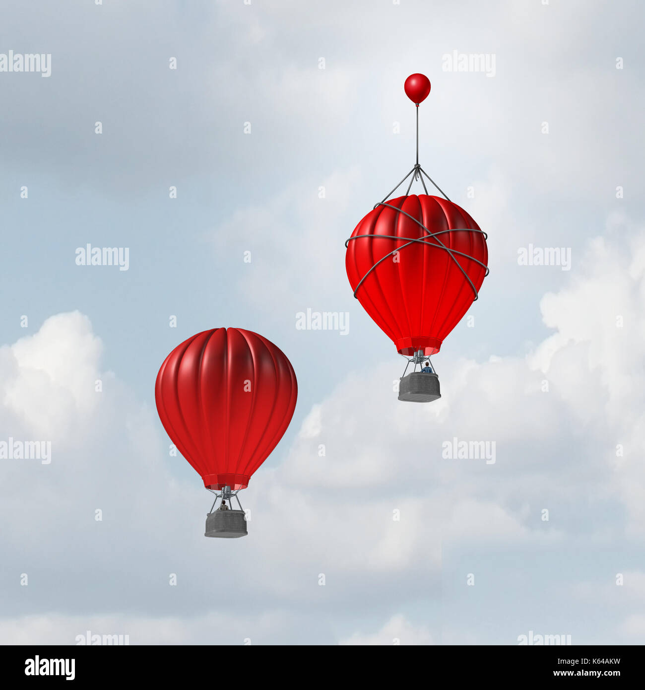 Konzept der Nutzen und die Wettbewerbsvorteile als zwei Heißluftballons Racing an die Spitze aber ein Führer mit einem kleinen Ballon befestigt, die das Gewinnen. Stockfoto