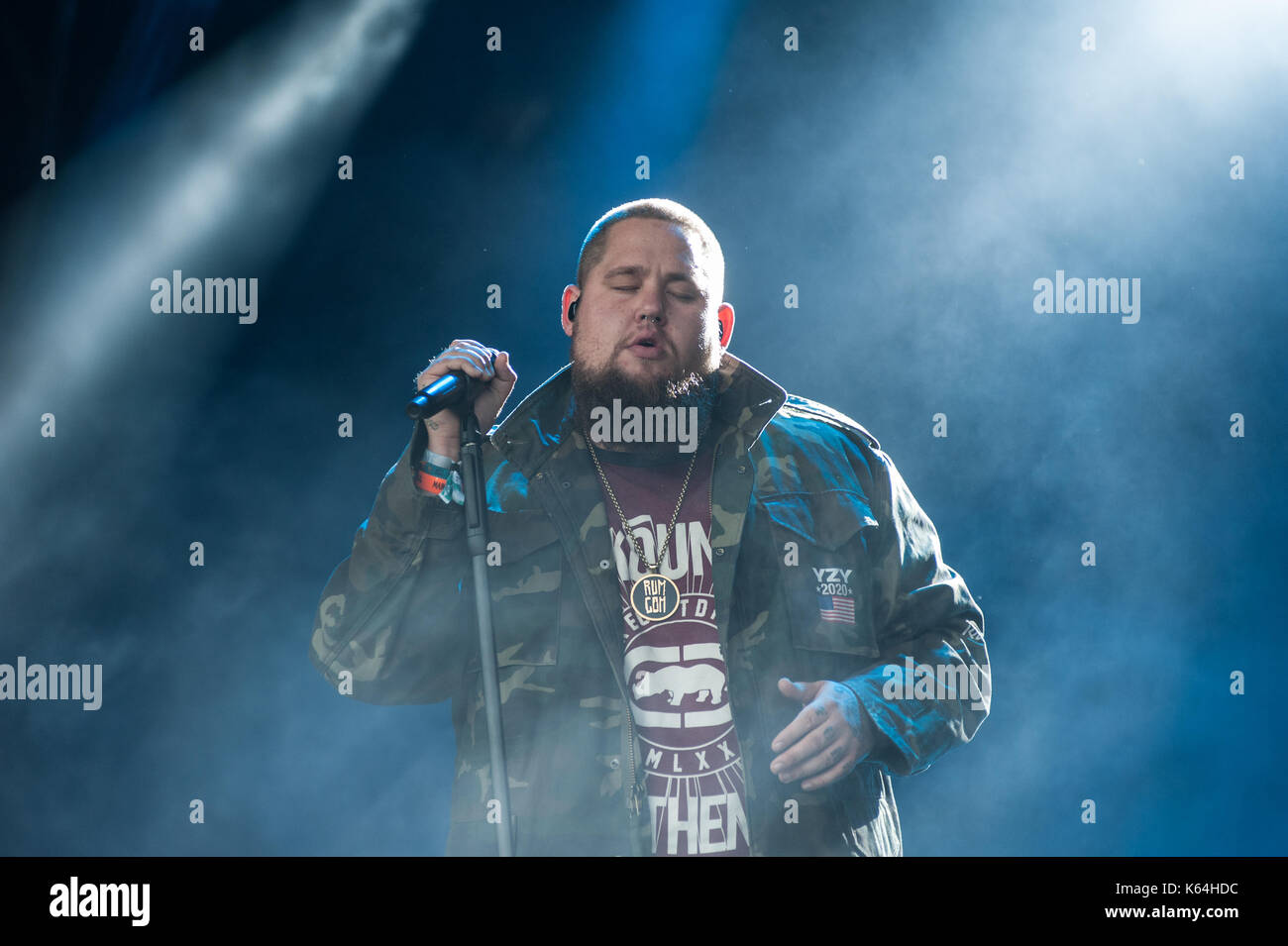 Portmeirion, Wales, UK. 10 Sep, 2017. Rag 'N' Bone Mann spielt Festival Nr. 6, Portmeirion, Wales, Großbritannien am Sonntag, den 10. September, 2017. Credit: Ken Harrison/Alamy leben Nachrichten Stockfoto