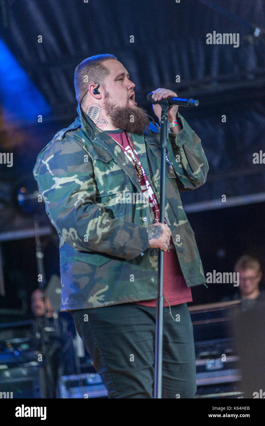 Portmeirion, Wales, UK. 10 Sep, 2017. Rag 'N' Bone Mann spielt Festival Nr. 6, Portmeirion, Wales, Großbritannien am Sonntag, den 10. September, 2017. Credit: Ken Harrison/Alamy leben Nachrichten Stockfoto