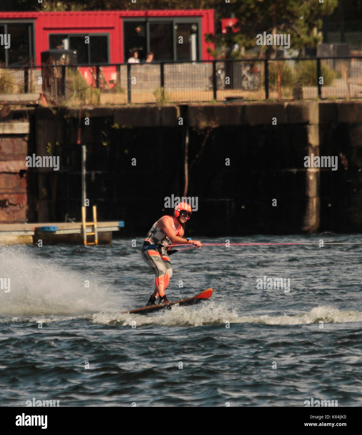 Cardiff, Großbritannien. 9 Sep, 2017. Ntm 12 britischen National Water Ski Racing an der Cardiff Bay, September 2017 Quelle: Graham Hase/alamy leben Nachrichten Stockfoto