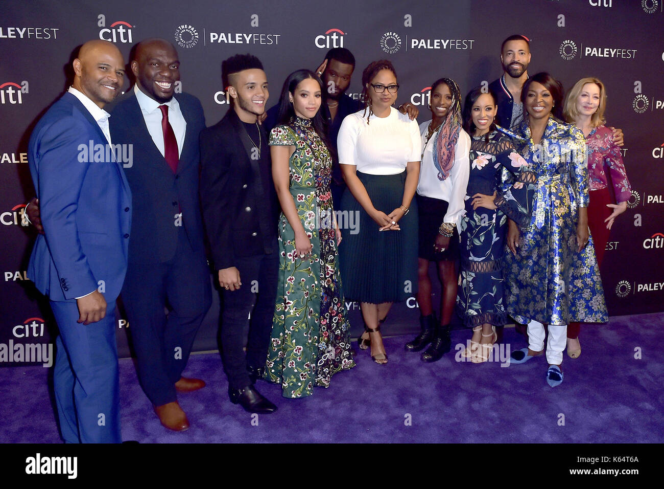 Beverly Hills, USA. September 2017. Dondre Whitfield, Omar Dorsey, Nicholas Ashe, Bianca Lawson, Rutina Wesley, Kofi Siriboe, Ava DuVernay, Dawn-Lyen Gardner, Tina Lifford, Timon Kyle Durrett und Sharon Lawrence bei der Vorführung von "Queen Sugar" im Herbst 2017 im Paley Center for Media. Beverly Hills, 10.09.2017 Kredit: dpa/Alamy Live News Stockfoto