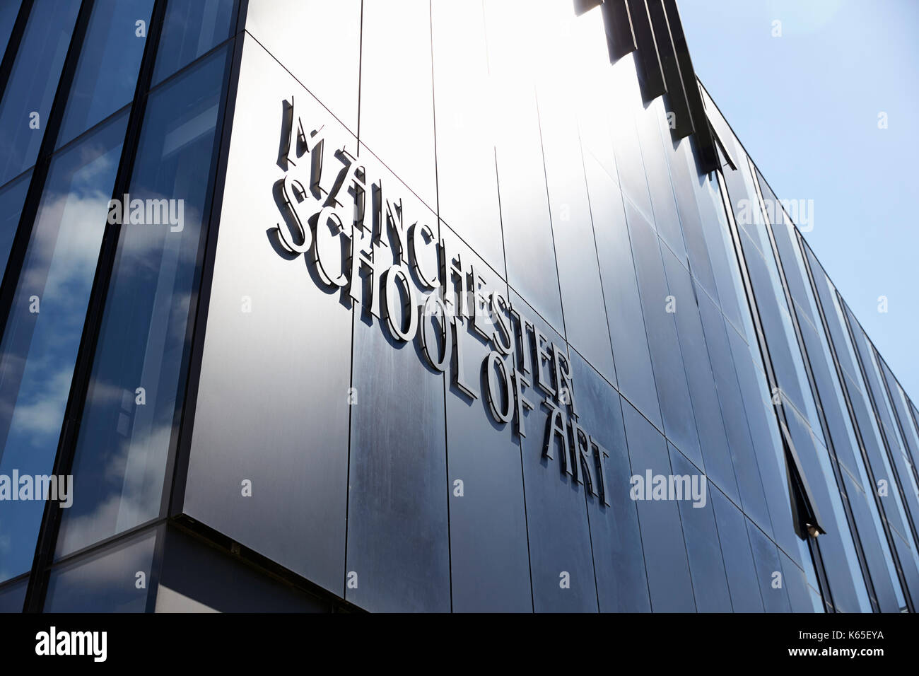 Manchester, Großbritannien - 4. Mai 2017: Außen an der Manchester School of Art Gebäude Stockfoto