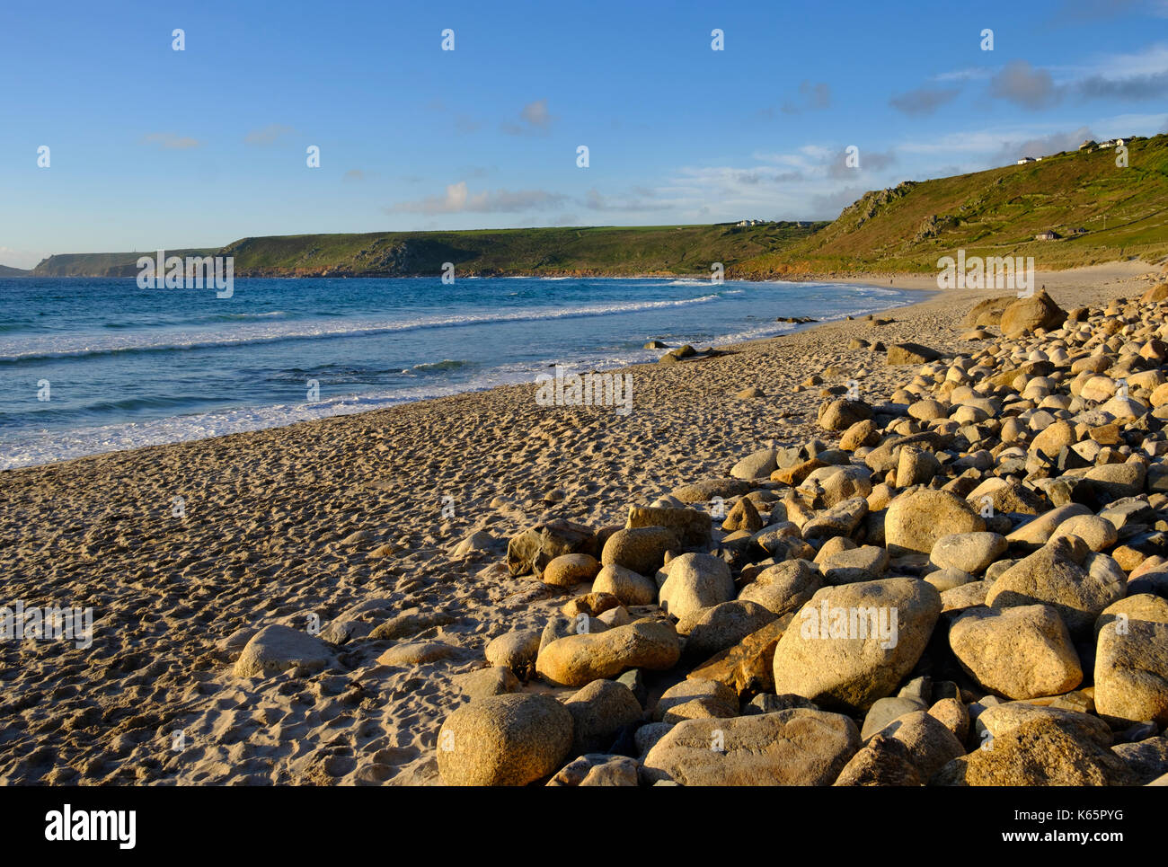 Strand von Sennen Cove, Sennen, Cornwall, England, Großbritannien Stockfoto