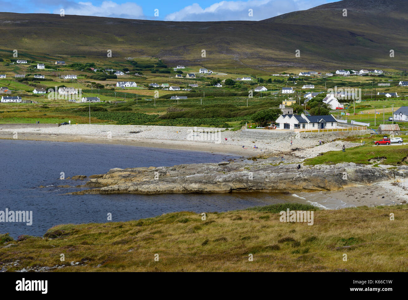 Strand bei Dooega Dorf auf Achill Island, County Mayo, Republik von Irland Stockfoto