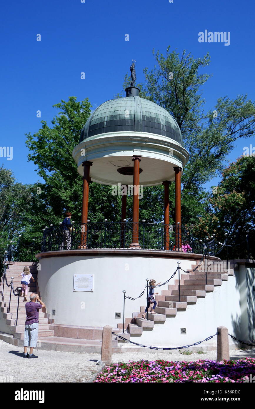 Musikpavillon auf der Margareteninsel (Margit sziget), Budapest, Ungarn