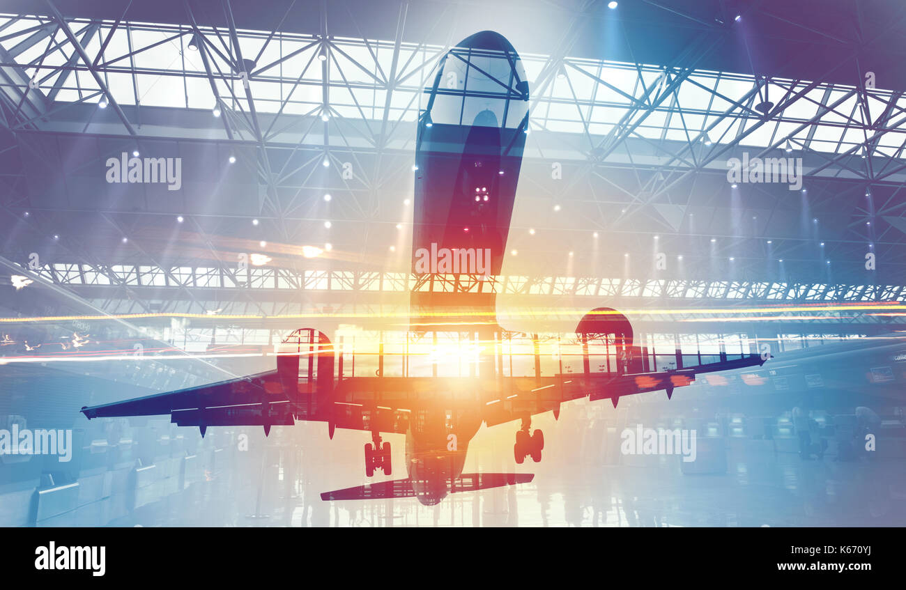Nehmen Sie an einem Luftfahrzeug mit Double Exposure von Airport Stockfoto