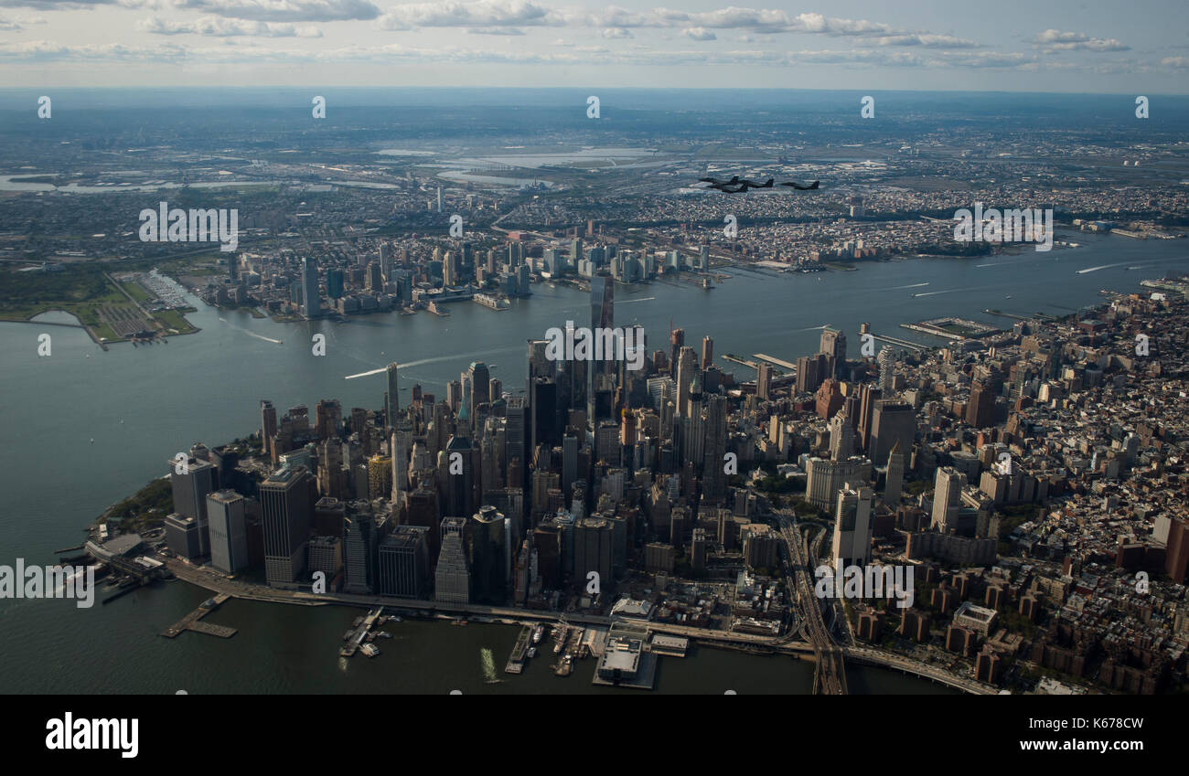 F-15E Strike Eagle Fly-over in New York Stockfoto