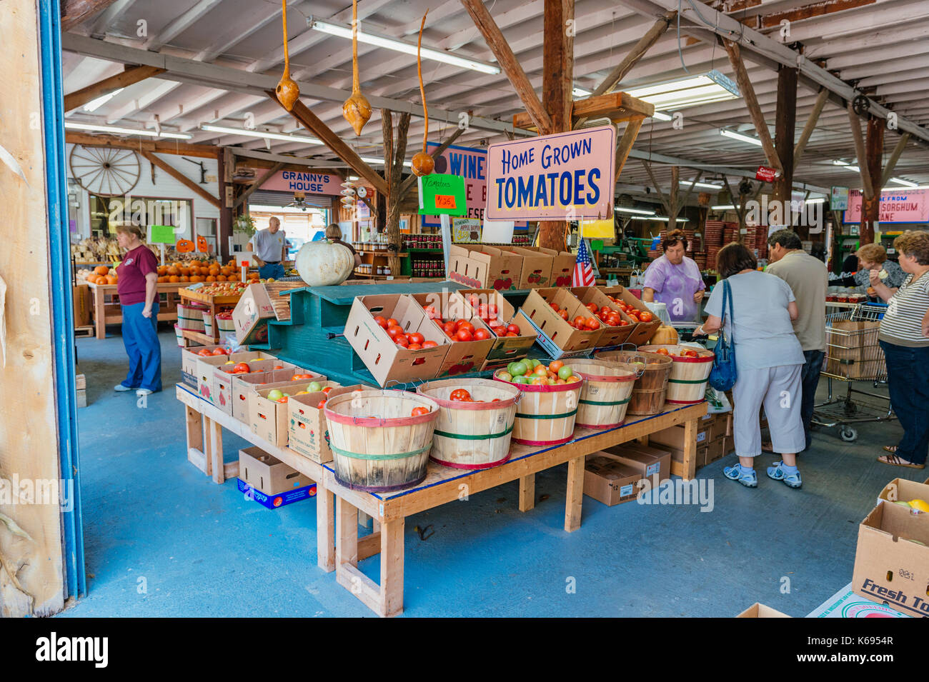 Eine der vielen Sehenswürdigkeiten in ländlichen Sevier County, Tennessee, USA, wo viele Apfelplantagen und Bauernmärkte befinden. Stockfoto