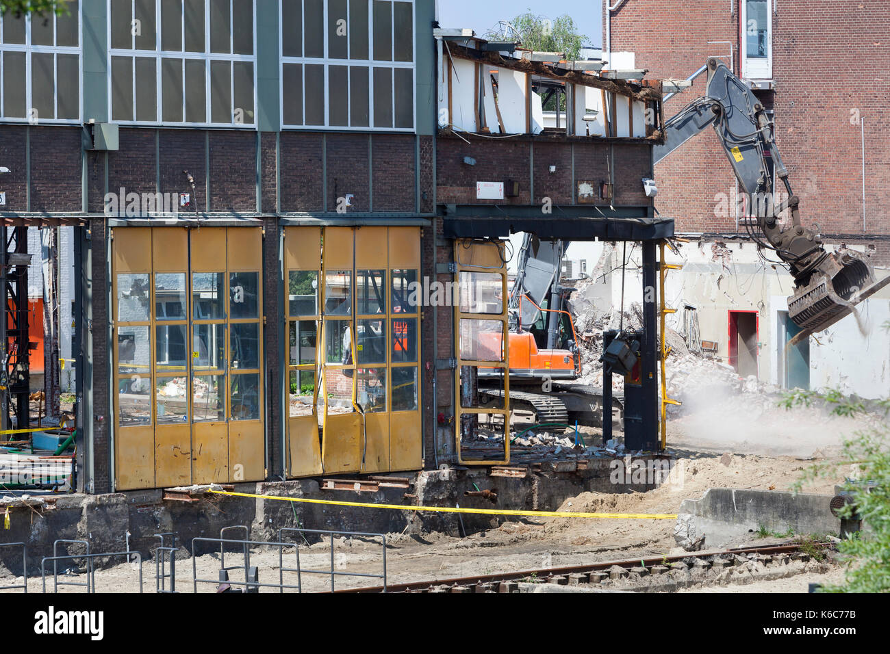 Abriss eines Gebäudes in Rotterdam in den Niederlanden Stockfoto