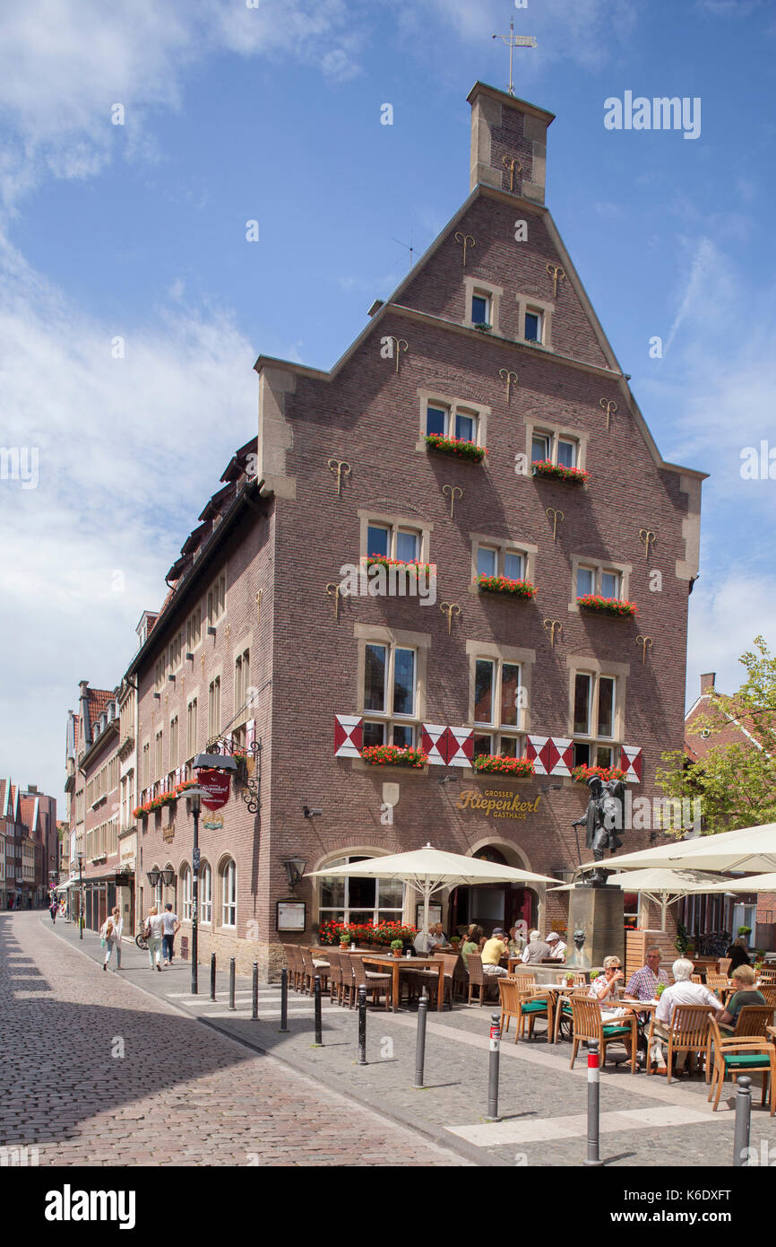 Münster in Westfalen : Gaststaette großer Kiepenkerl auf dem Spiekerhof, I Great Kiepenkerl Restaurant, Münster in Westfalen , Nordrhein-Westp Stockfoto