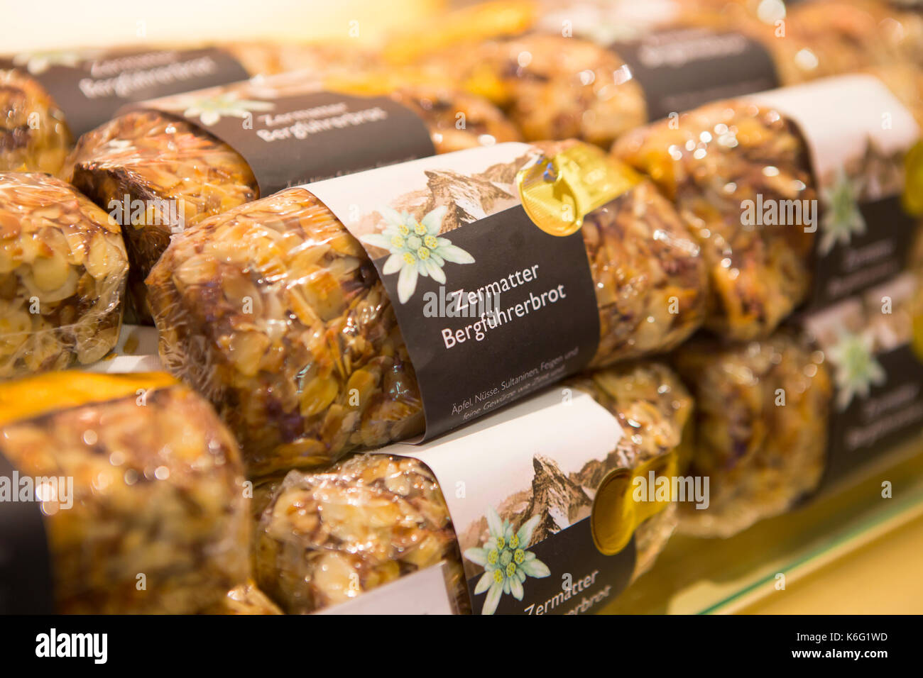 Brot in der Bäckerei in Zermatt, Wallis, Schweiz Stockfoto