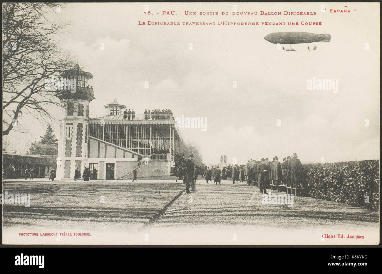 Dirigeable Hippodrom Pau Stockfoto