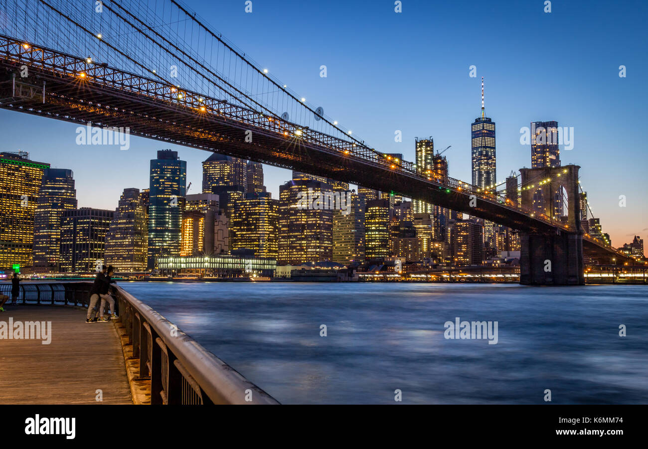 Brooklyn Bridge und Manhattan Stockfoto